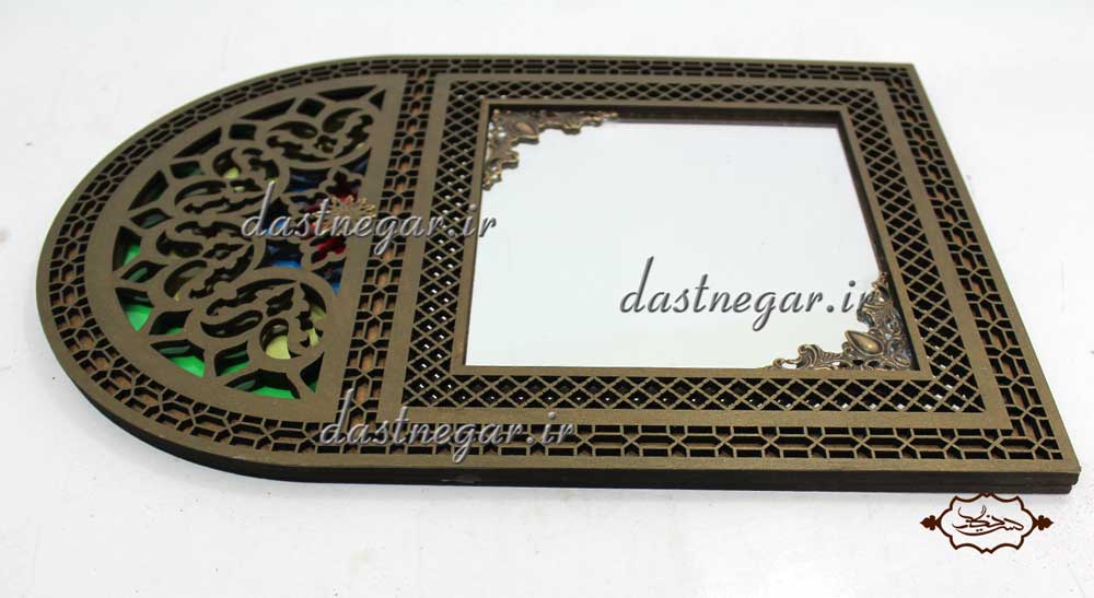 آینه طرح درب سنتی منزل کاربردیاتاق خواب دم در پذیرایی هنری دکوری دکوراتیو جهیزیه عروس قیمت زیبا جدید فروشی به روز خاص شیک قدی قدنما ایستاده دیواری روی دیوار صنایع دستی طرح درب پنجره سنتی چوبی