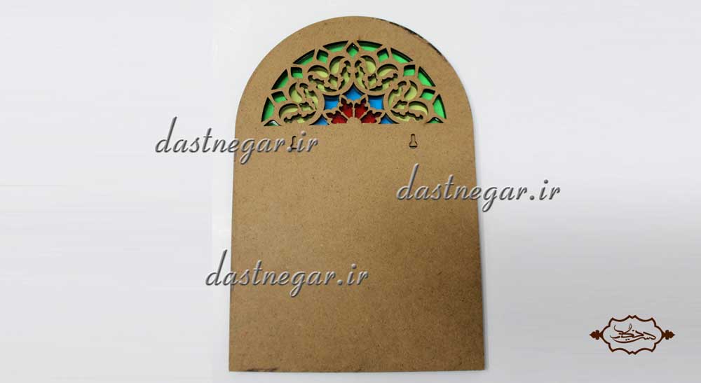 آینه طرح درب سنتی منزل کاربردیاتاق خواب دم در پذیرایی هنری دکوری دکوراتیو جهیزیه عروس قیمت زیبا جدید فروشی به روز خاص شیک قدی قدنما ایستاده دیواری روی دیوار صنایع دستی طرح درب پنجره سنتی چوبی