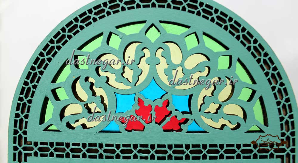 آینه طرح درب سنتی منزل کاربردیاتاق خواب دم در پذیرایی هنری دکوری دکوراتیو جهیزیه عروس قیمت زیبا جدید فروشی به روز خاص شیک قدی قدنما ایستاده دیواری روی دیوار صنایع دستی طرح درب پنجره سنتی چوبی