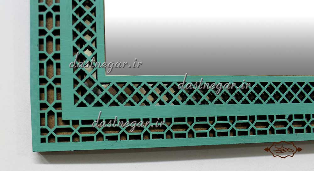 آینه طرح درب سنتی منزل کاربردیاتاق خواب دم در پذیرایی هنری دکوری دکوراتیو جهیزیه عروس قیمت زیبا جدید فروشی به روز خاص شیک قدی قدنما ایستاده دیواری روی دیوار صنایع دستی طرح درب پنجره سنتی چوبی