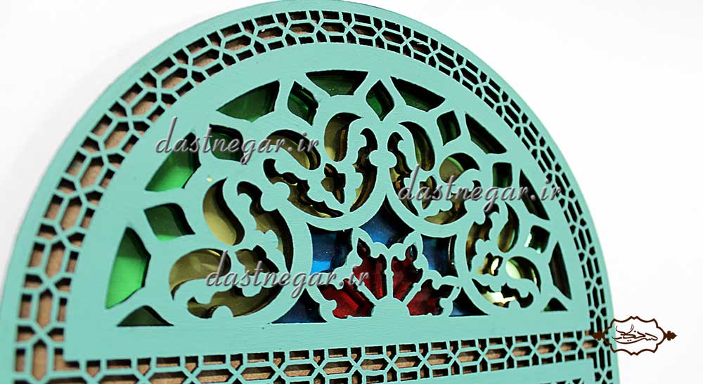 آینه طرح درب سنتی منزل کاربردیاتاق خواب دم در پذیرایی هنری دکوری دکوراتیو جهیزیه عروس قیمت زیبا جدید فروشی به روز خاص شیک قدی قدنما ایستاده دیواری روی دیوار صنایع دستی طرح درب پنجره سنتی چوبی