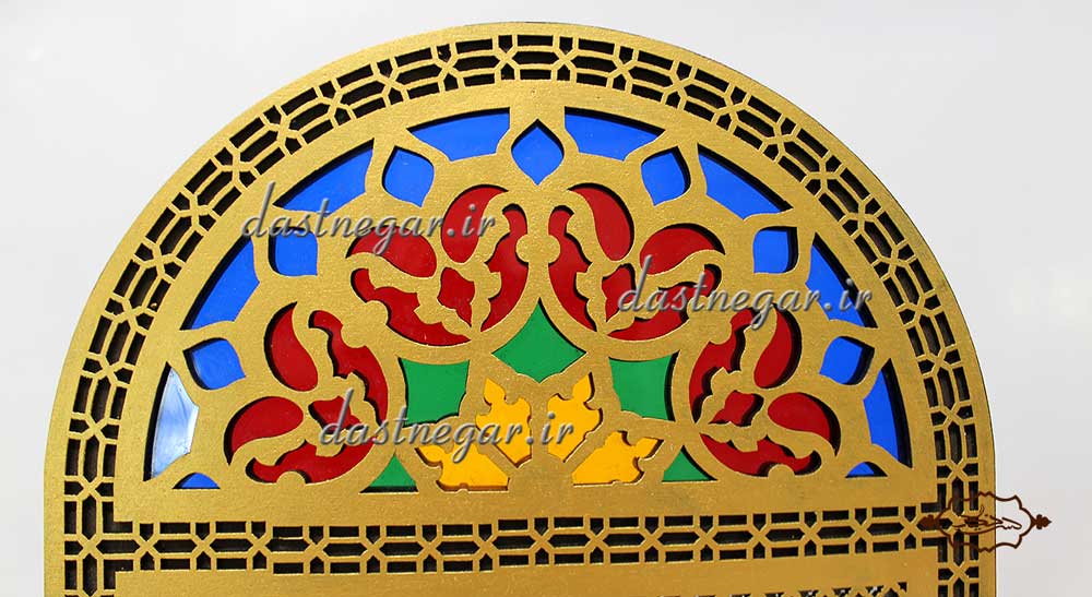 آینه طرح درب سنتی منزل کاربردیاتاق خواب دم در پذیرایی هنری دکوری دکوراتیو جهیزیه عروس قیمت زیبا جدید فروشی به روز خاص شیک قدی قدنما ایستاده دیواری روی دیوار صنایع دستی طرح درب پنجره سنتی چوبی
