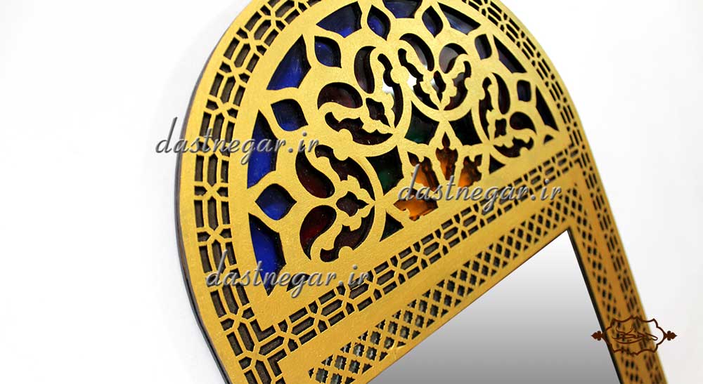 آینه طرح درب سنتی منزل کاربردیاتاق خواب دم در پذیرایی هنری دکوری دکوراتیو جهیزیه عروس قیمت زیبا جدید فروشی به روز خاص شیک قدی قدنما ایستاده دیواری روی دیوار صنایع دستی طرح درب پنجره سنتی چوبی