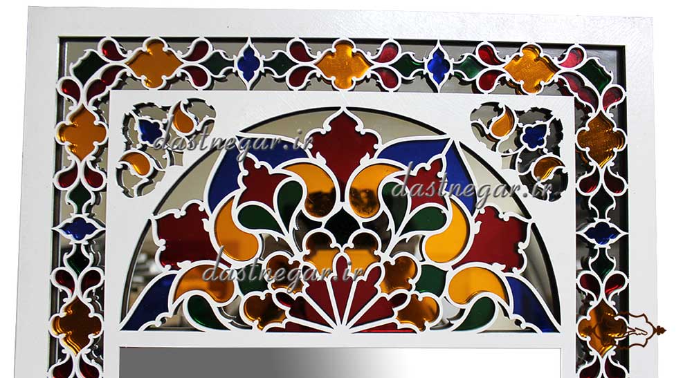 آینه طرح درب سنتی سایز بزرگ منزل کاربردیاتاق خواب دم در پذیرایی هنری دکوری دکوراتیو جهیزیه عروس قیمت زیبا جدید فروشی به روز خاص شیک قدی قدنما ایستاده دیواری روی دیوار صنایع دستی طرح درب پنجره سنتی چوبی