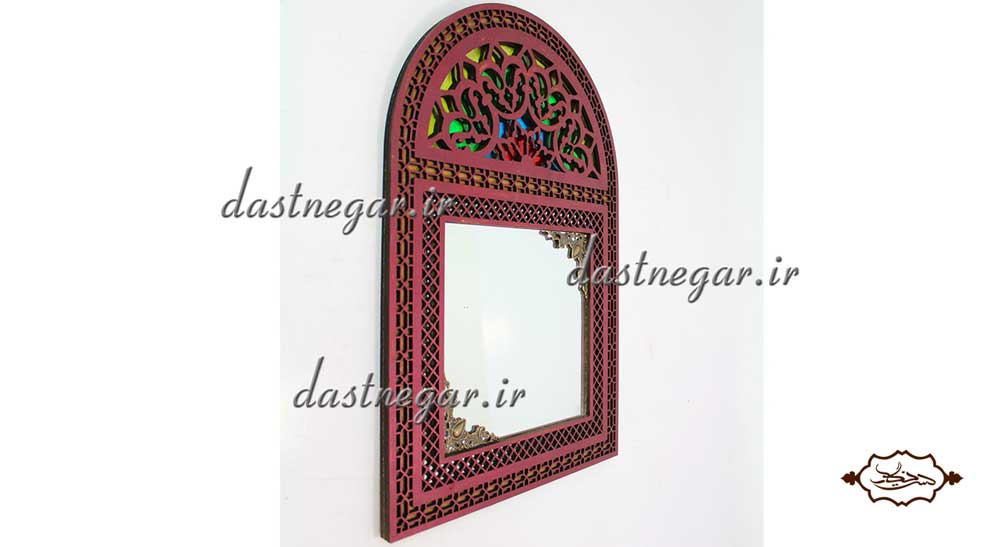 آینه طرح درب سنتی منزل کاربردیاتاق خواب دم در پذیرایی هنری دکوری دکوراتیو جهیزیه عروس قیمت زیبا جدید فروشی به روز خاص شیک قدی قدنما ایستاده دیواری روی دیوار صنایع دستی طرح درب پنجره سنتی چوبی