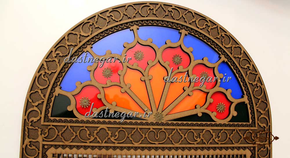 آینه طرح گره درب سنتی سایز بزرگ منزل کاربردیاتاق خواب دم در پذیرایی هنری دکوری دکوراتیو جهیزیه عروس قیمت زیبا جدید فروشی به روز خاص شیک قدی قدنما ایستاده دیواری روی دیوار صنایع دستی طرح درب پنجره سنتی چوبی