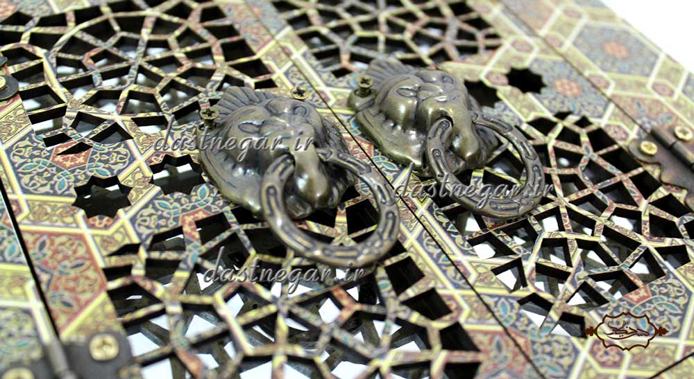 آینه و جاکلیدی طرح گره درب سنتی منزل کاربردیاتاق خواب دم در پذیرایی هنری دکوری دکوراتیو جهیزیه عروس قیمت زیبا جدید فروشی به روز خاص شیک دیواری روی دیوار صنایع دستی طرح درب پنجره سنتی چوبی
