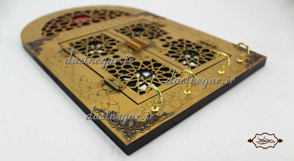 آینه و جاکلیدی طرح گره درب سنتی منزل کاربردیاتاق خواب دم در پذیرایی هنری دکوری دکوراتیو جهیزیه عروس قیمت زیبا جدید فروشی به روز خاص شیک دیواری روی دیوار صنایع دستی طرح درب پنجره سنتی چوبی