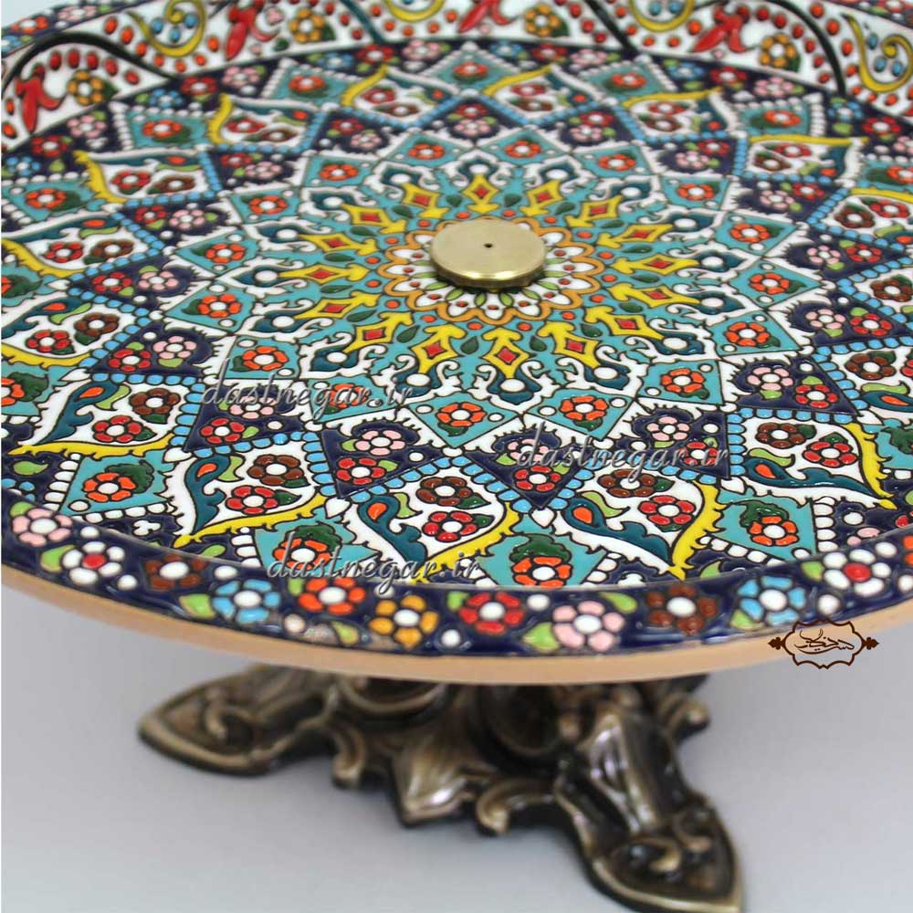 میوه خوری میناکاری کد 239 تزئینی تزیینی دکوراتیو دکوری جدید به روز خاص هنری زیبا مدرن سلطنتی لوکس شیک سنتی  لاکچری عروس جهیزیه دو طبقه ظرف پایه دار رومیزی گود سفید رنگی چینی