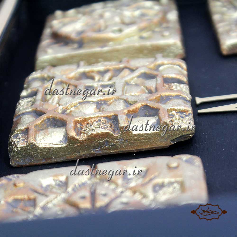 ساعت دیواری طرح کاشی 